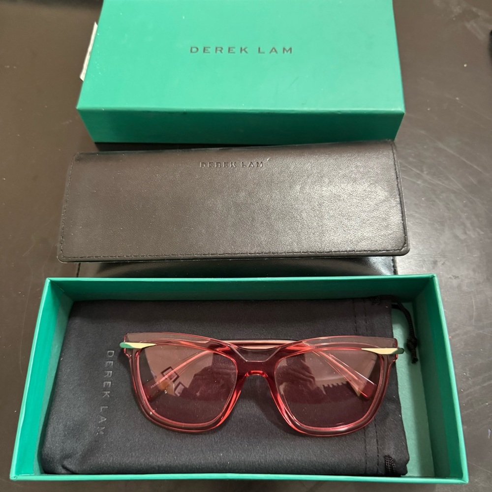 Derek Lam VIVIEN Sunglasses in Pink NEW